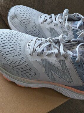 New Balance 940 V4 Gray Size 10 US Comfort  Light Gray Good Condition